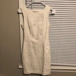 Women’s White Dress Size 6